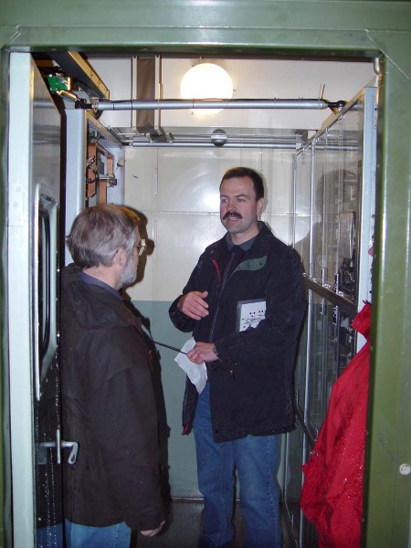2002_05_Alumni_DSC00479_A_1080.jpg -                                