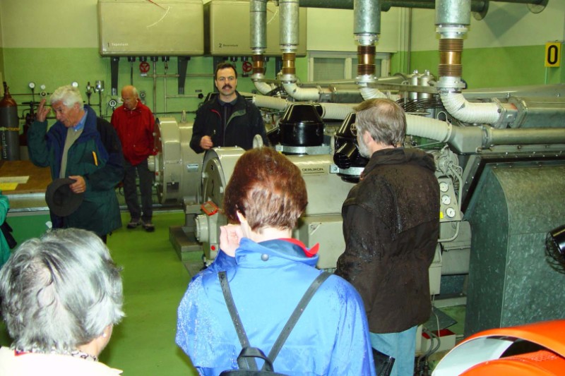 2002_05_Alumni_DSC00480_A_1080.jpg -                                